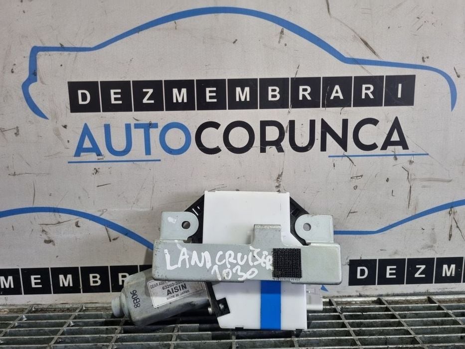 Macara Luneta Toyota Land Cruiser J12 2002 - 2010 SUV 4 Usi (1030) MACARA TRAPA