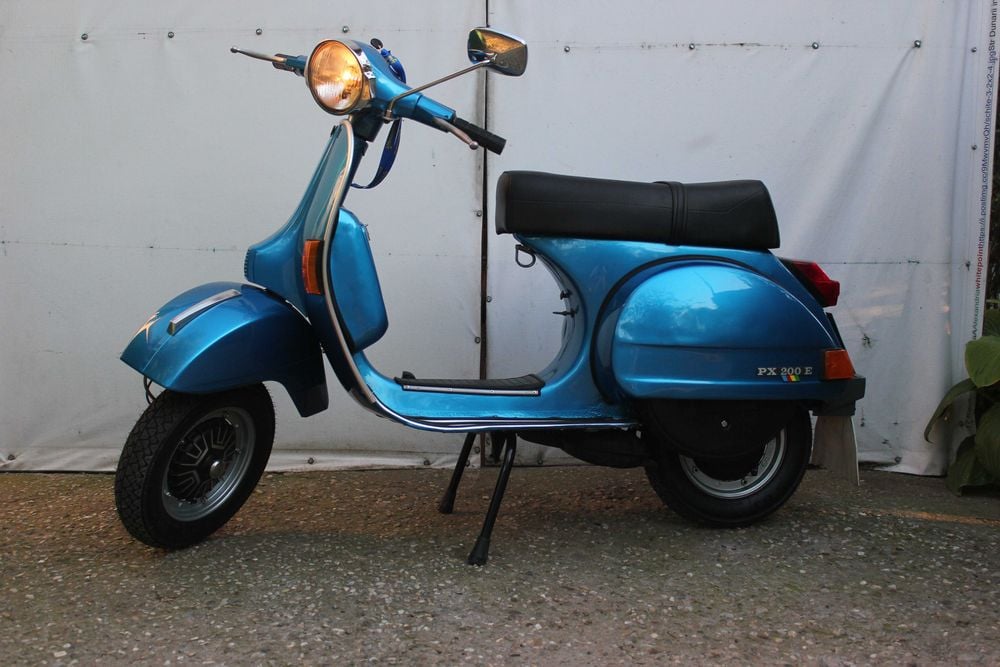 Scuter Piaggio Vespa PX200 - pretabil eventimente