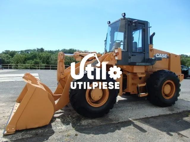 dezmembrare incarcator frontal case 721b 621b 721c 721d 821b 821c