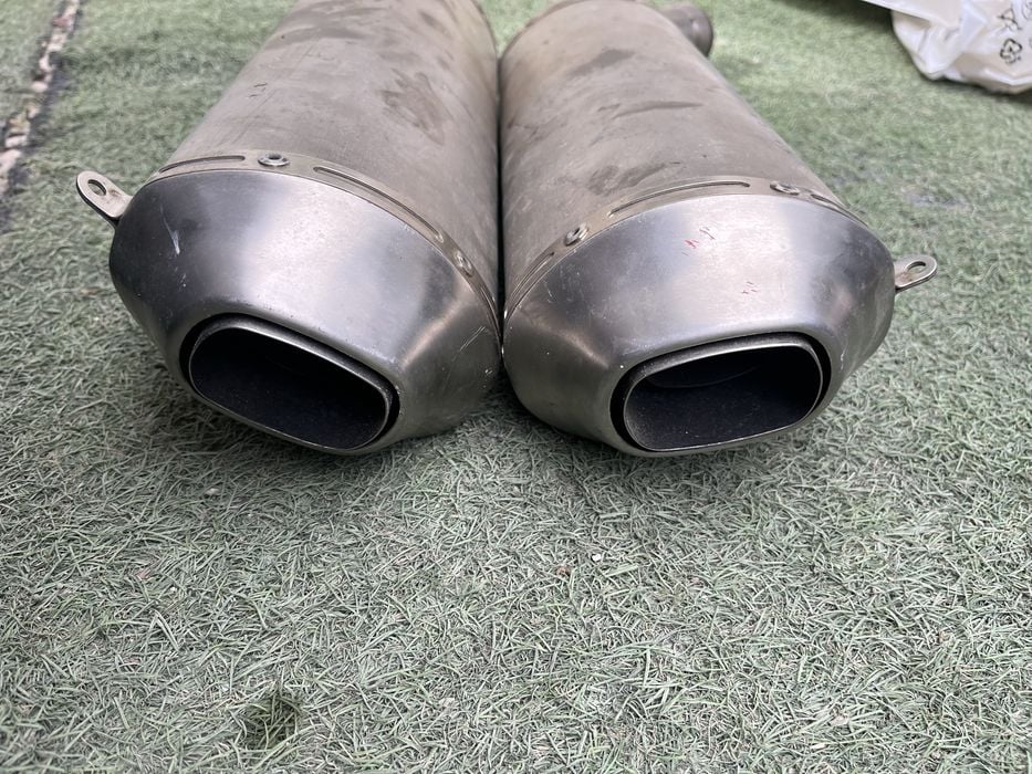 Vand evacuare dubla Ducati