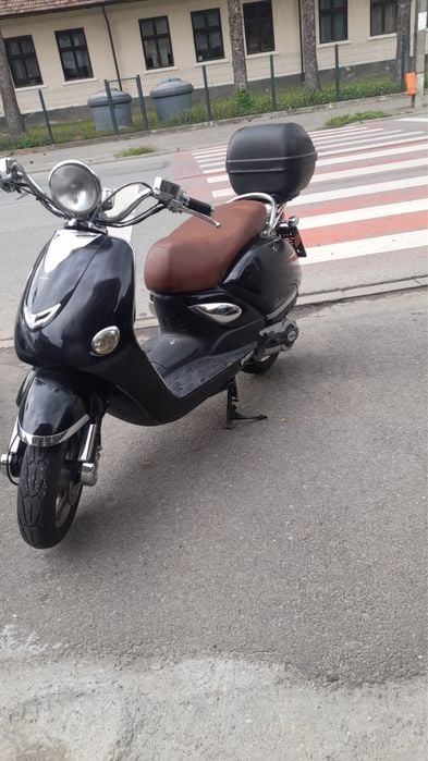 Vand scuter gubana tauris 125cc