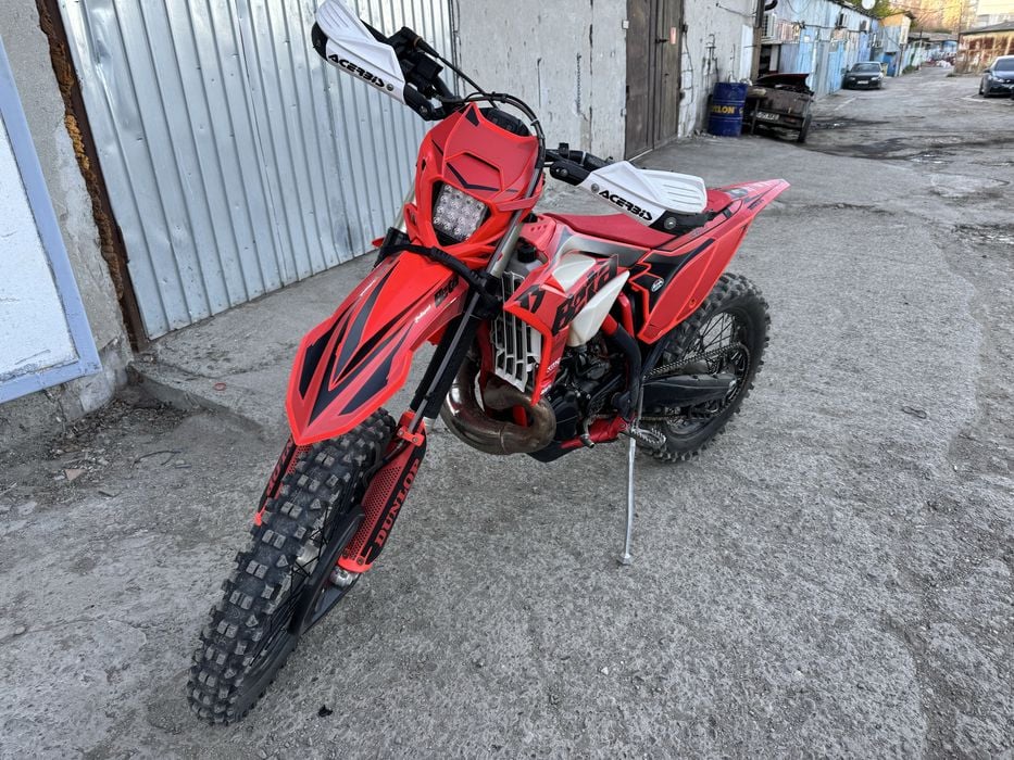 De vanzare Beta rr 300