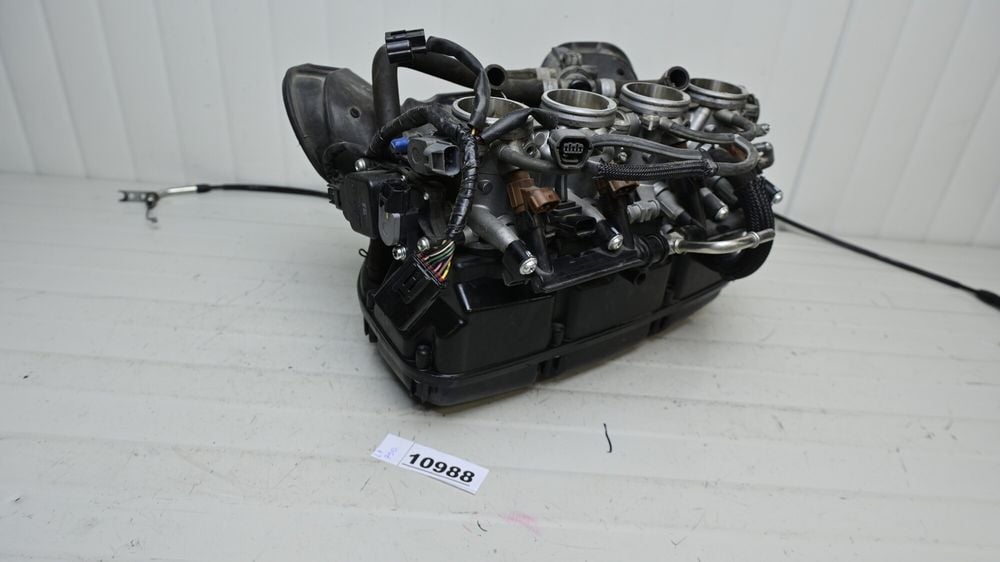 Rampa De Injectie Airbox Carcasa Filtru De Aer Suzuki GSXR 750 2011 -