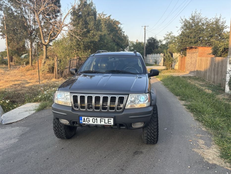 Jeep Grand Cherokee AUTOUTILITARA 4 locuri 2,7