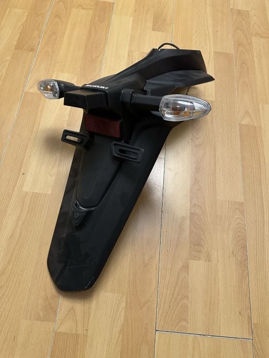 Aparatoare ploaie suzuki GSX R 125 suport numar