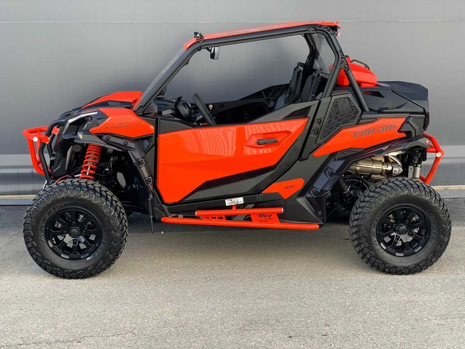 Can-Am Maverick 1000R DPS