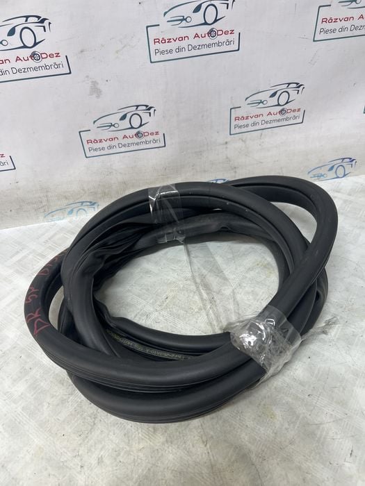 cheder usa dreapta spate land rover discovery - motorina 2017