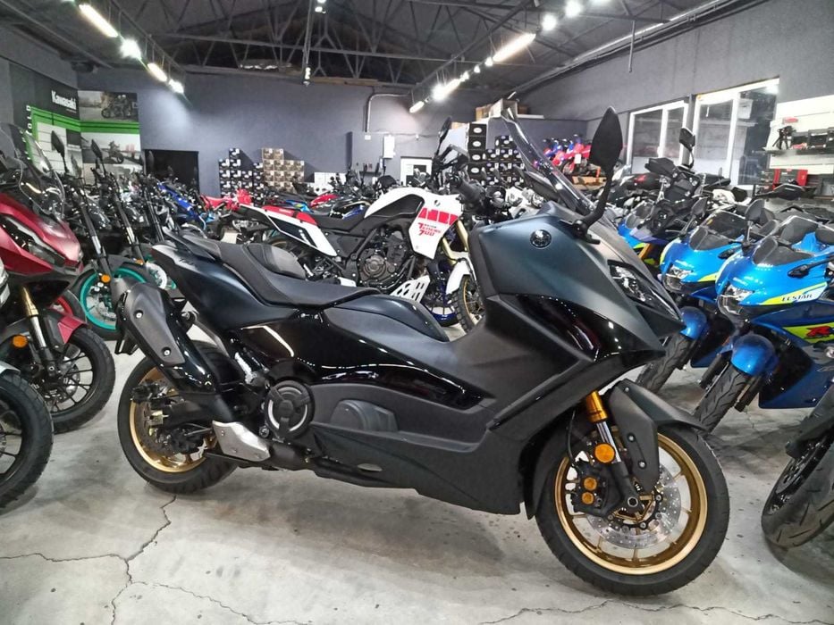 Yamaha T-Max 2024 nou - stoc Yamaha Constanta