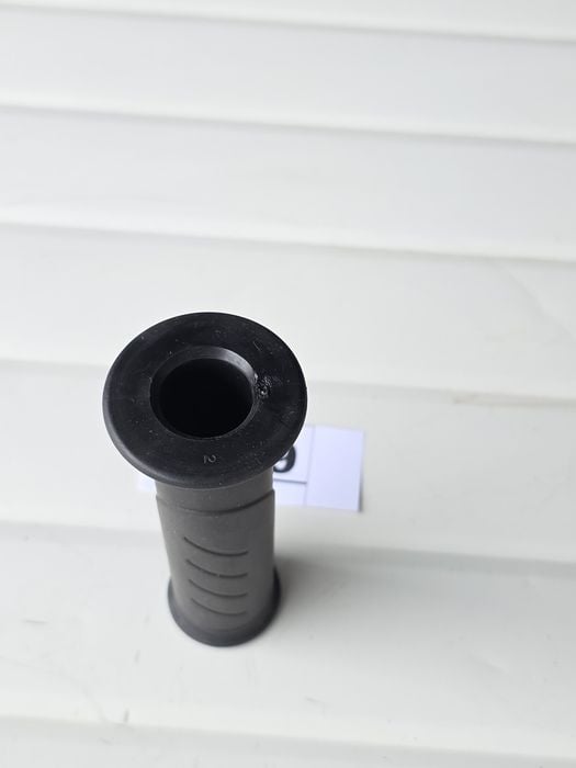 DUCATI Streetfighter  / Panigale V4 manşon stanga, Original