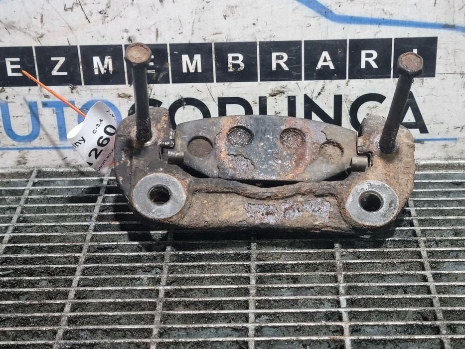 Suport etrier dreapta fata Suzuki Jimny 1.3 1998 - 2005 Manuala 5 Trepte SUV 2 Usi (1260)