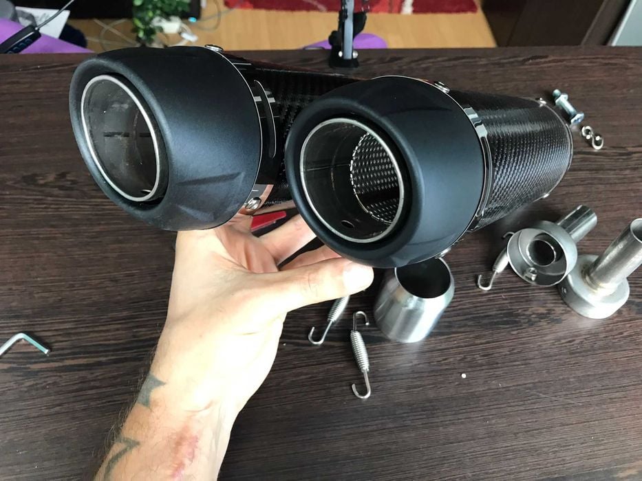 Toba Carbon Yamaha FZ6 FZ6-N FZ6S 2004-2009 noua , elice