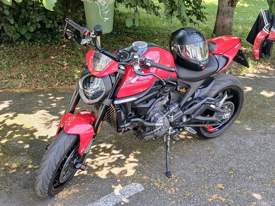 Ducati Monster 937 Plus