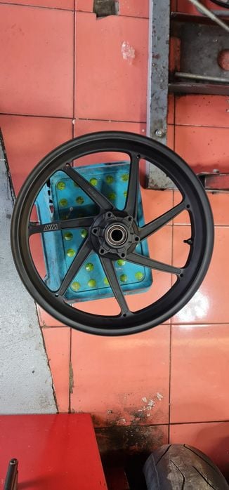 Vand janta fata originala BMW S1000RR 2019-2025