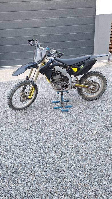 Suzuki rmz 450 injectie 2011