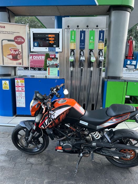 KTM Duke 125 2012, prim proprietar RO, stare foarte bună