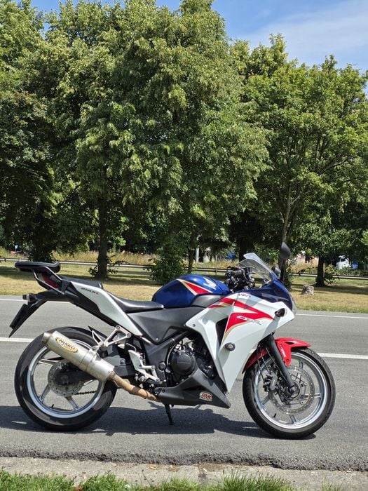 Honda CBR 250R, 2012, se conduce cu A2!