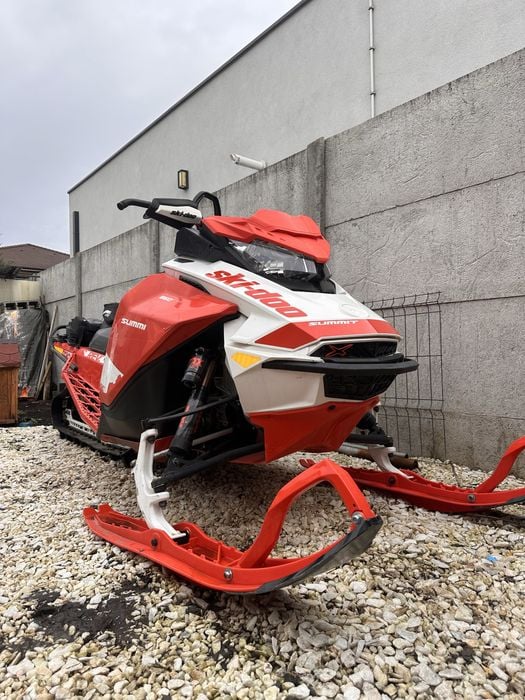 Snowmobil ski-doo 850 E-tec 2020  Fox Suspension