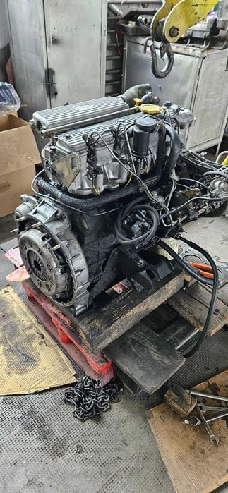 Vând motor: LAND ROVER DEFENDER 2,5 TdI -Seria 44194