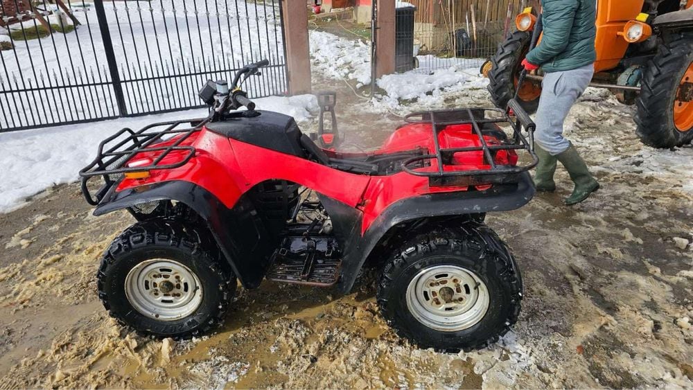 Vand sau schimb atv defect 300 4x4