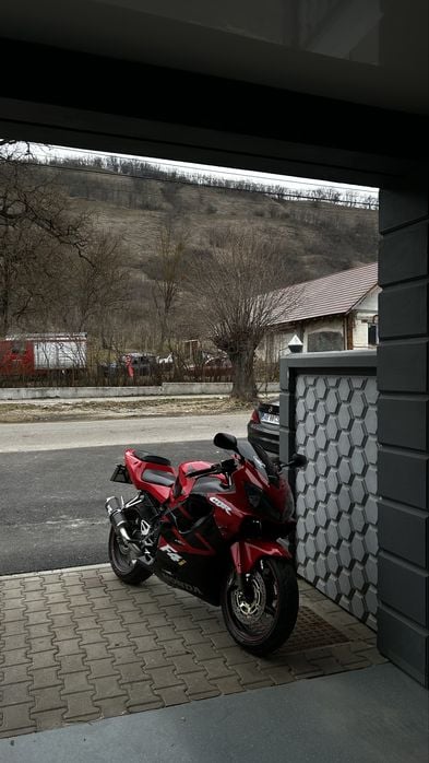 Vand Honda CBR600f4i