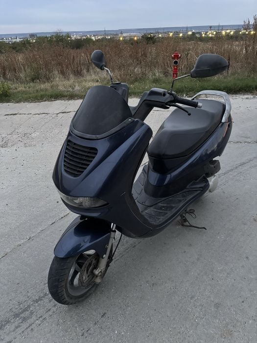 Scuter Peugeot Elyseo