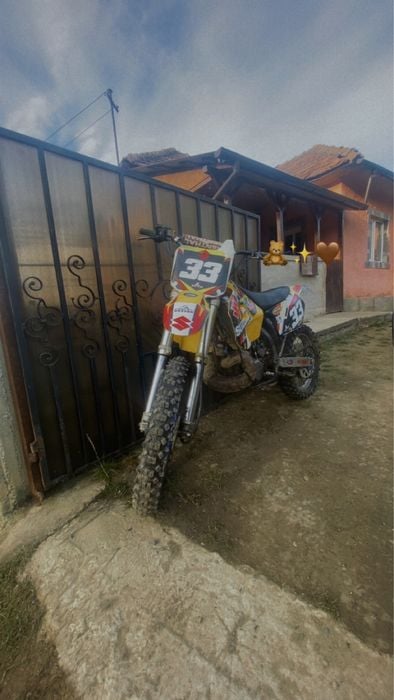 Vand sau schimb suzuki rm 250