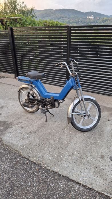 Vând moped piaggio