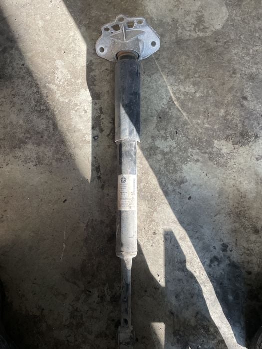 amortizor spate jeep cherokee 2.2 motorina 2016