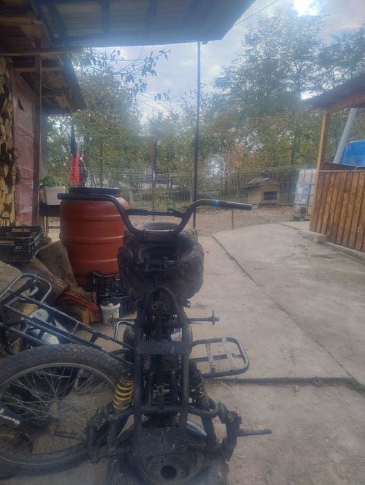 Vând cadru ATV 125cc