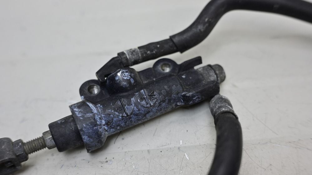 Pompa Frana Spate Cu Rezervor Si Furtun Yamaha FZ6 2004 - 2009