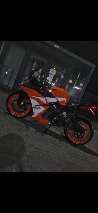 Vând KTM 125cc RC