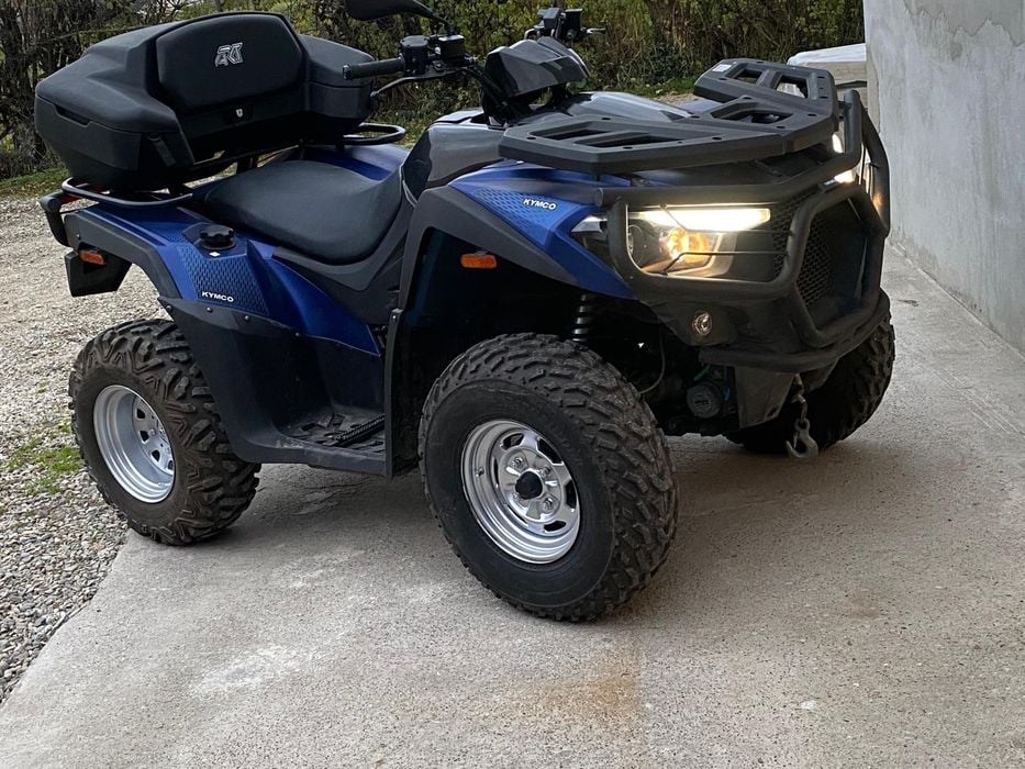 Vând atv marca kymco 550c