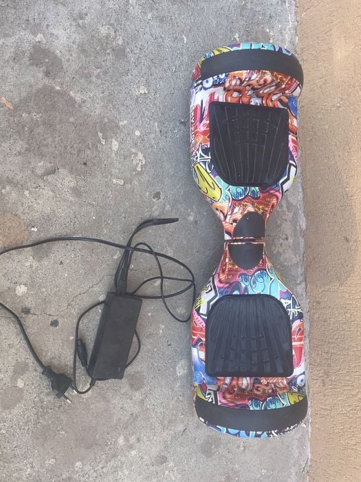 Scuter electric in garantie pana pe 3.10.2026