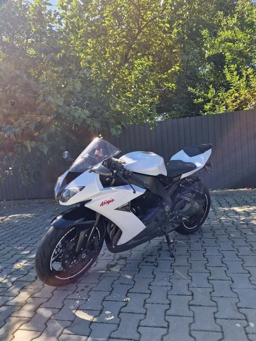 Vând Kawasaki  Ninja  Zx10r