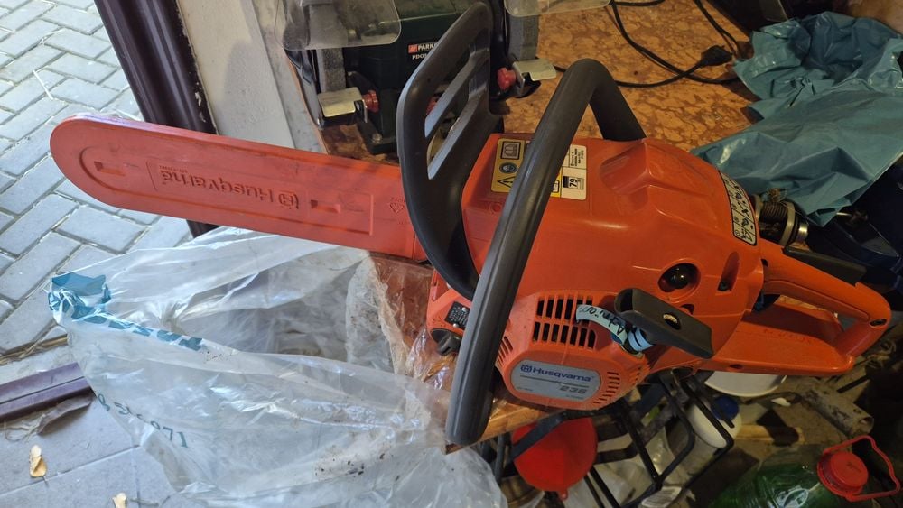 Drujba Husqvarna 236