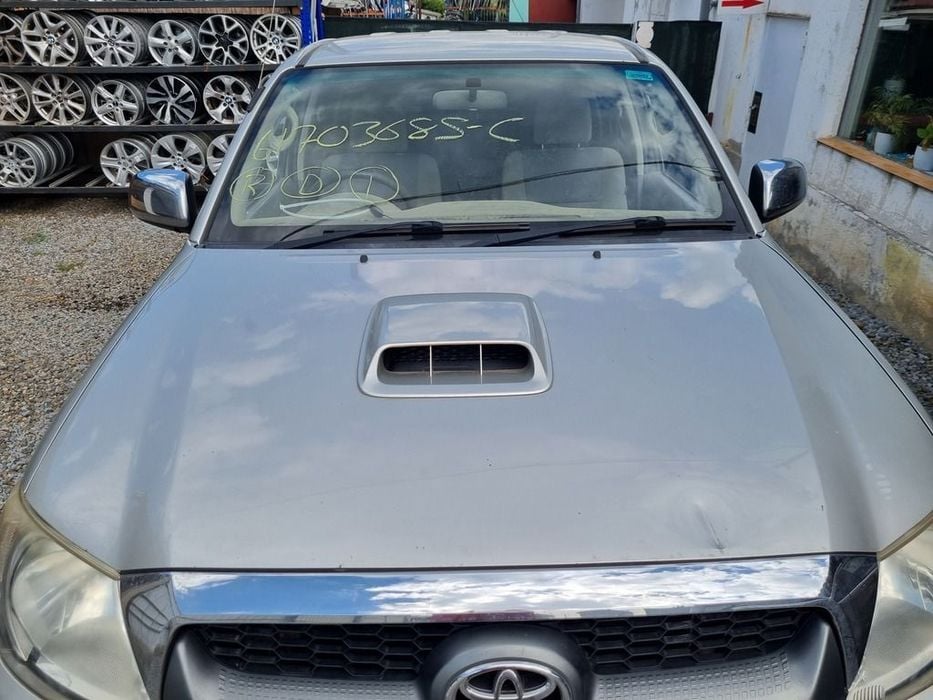 Capota Toyota Hilux VII (Facelift 2008) 2008 - 2011 4 Usi Silver Metalizat 1C0 (1302)