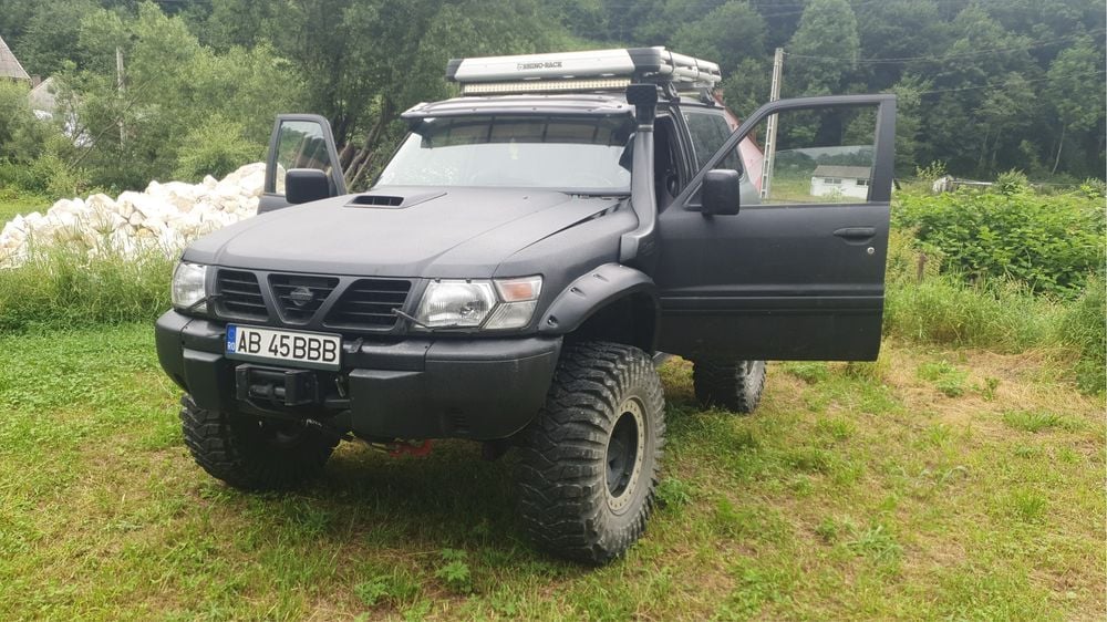 Vând Nissan Patrol y61 cauciucuri omologate 37