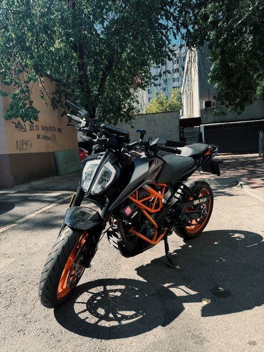 KTM Duke 390 2022