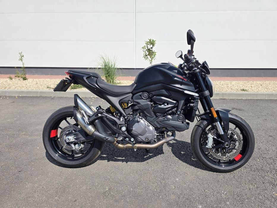 Ducati Monster 937 Plus 2021