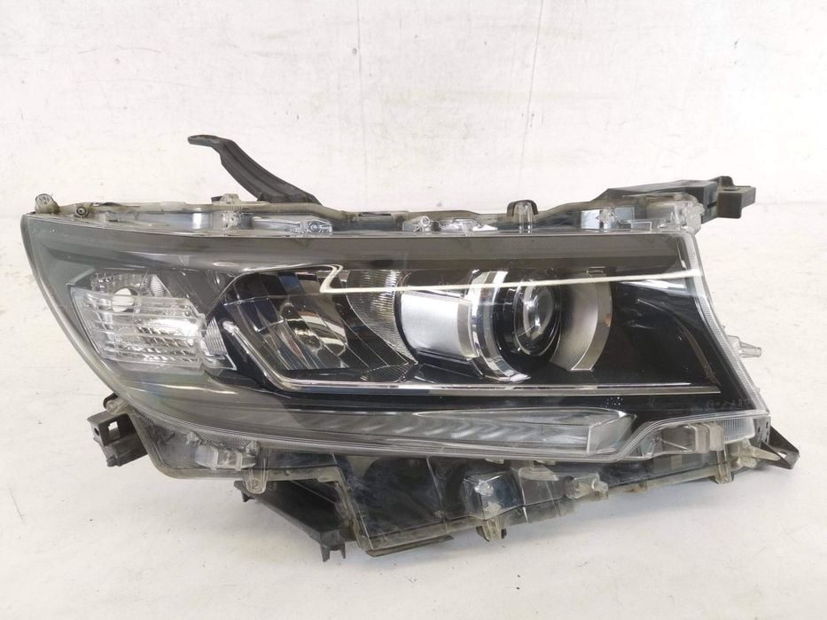 Far Dreapta Full Led Adaptiv Toyota  Land Cruiser 2018 2019 2020 2021