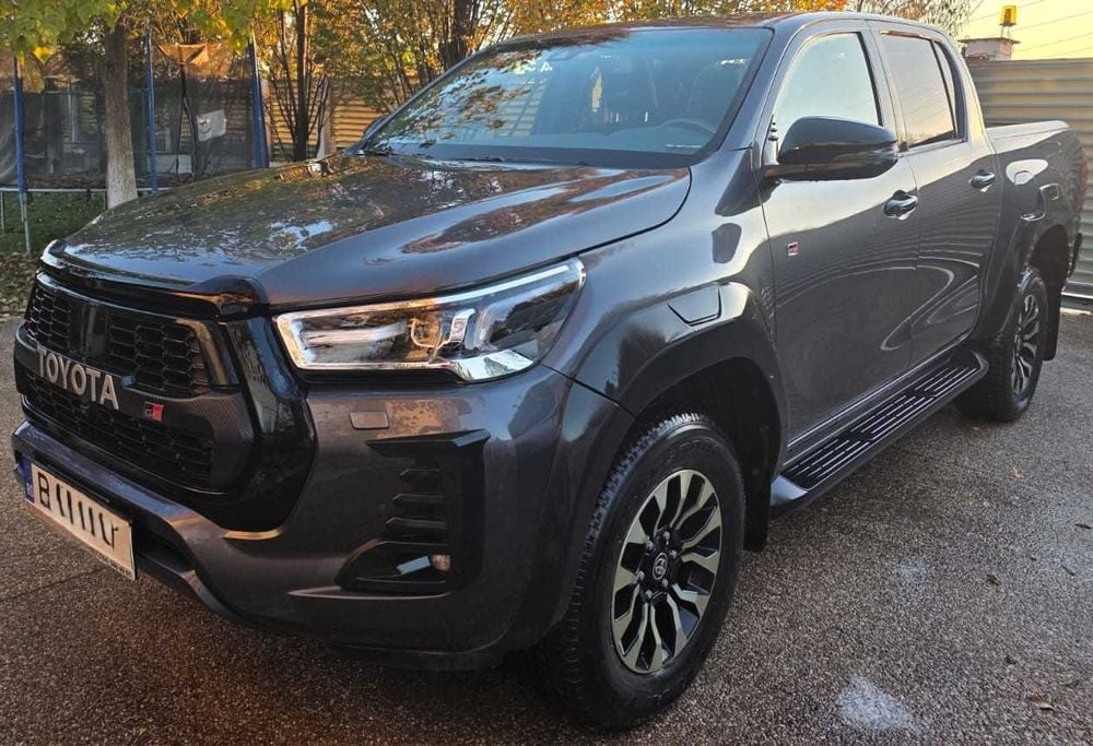 Toyota Hilux  2.8 D-4D  Double Cab GR Sport 4x4 (EURO 6) 2024