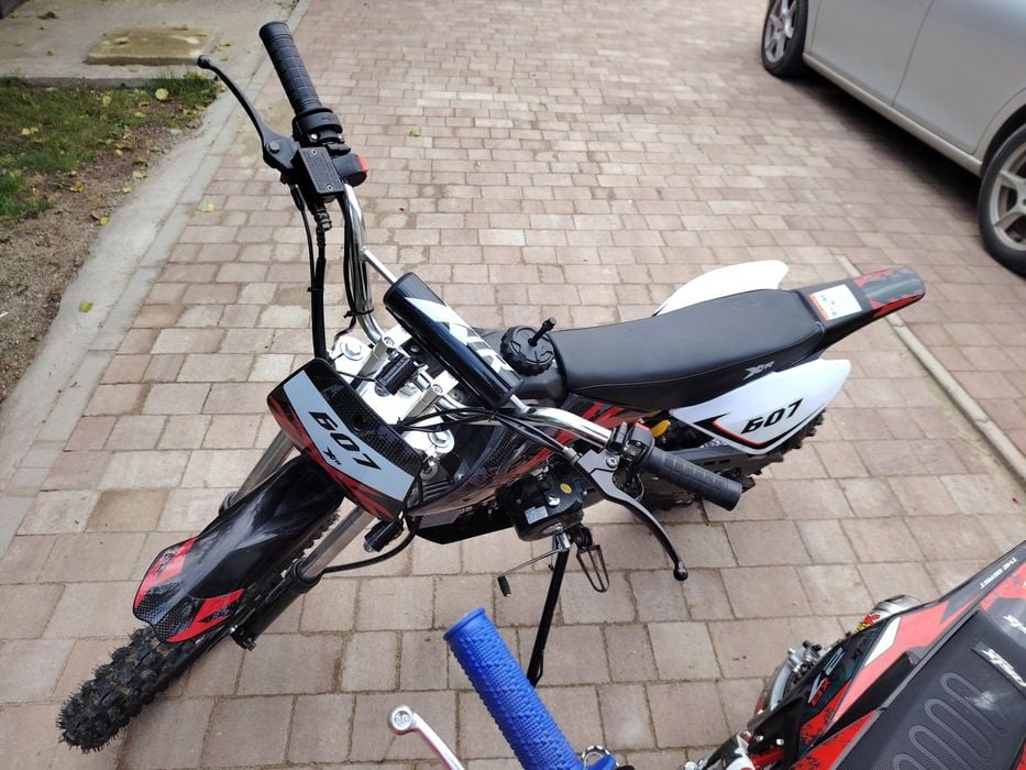 Vând Cross 125 cc