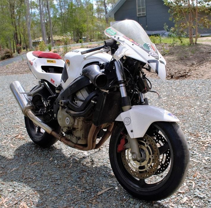 Honda CBR 600 F4i F4i Sport / cadru cu acte