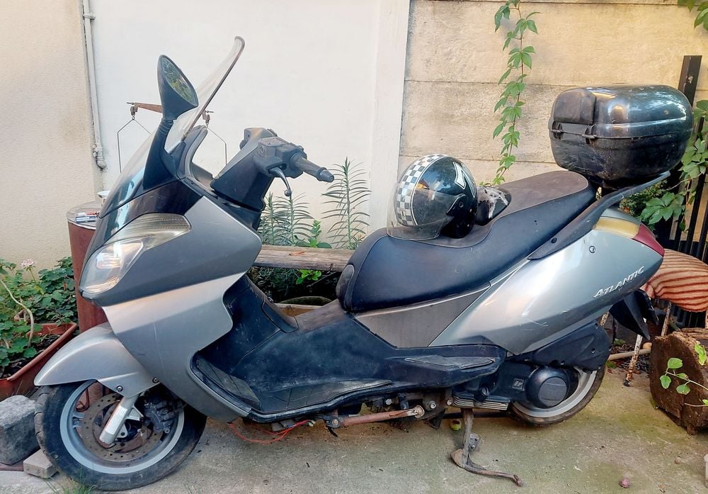 Aprilia Atlantic 200