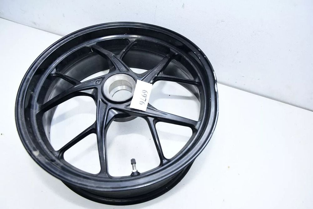 Jantă spate Ducati Panigale V4 2018-2020 îndoită , crăpată