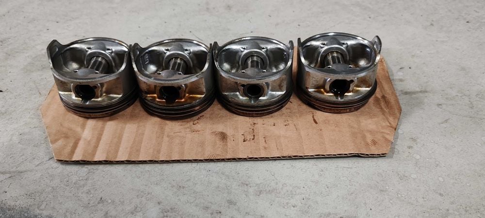 Pistoane Kawasaki  ZZR600 (zx600d)