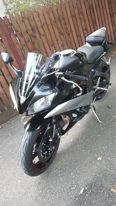 Vand Yamaha r6 2006/ schimb cu ATV