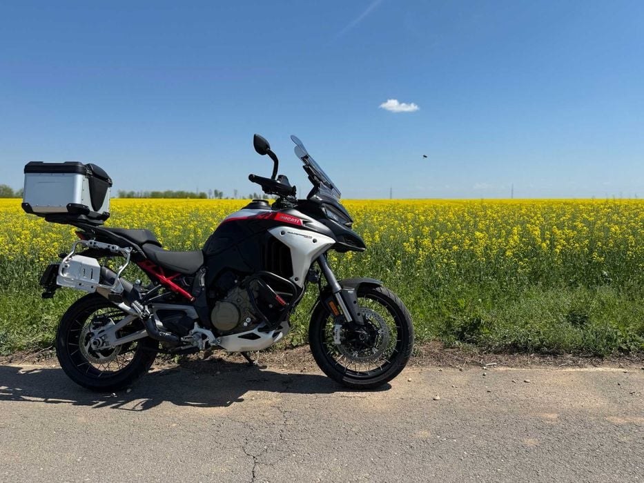 Ducati Multistrada V4 Rally 2023 - Brushed Aluminium & Matt Black