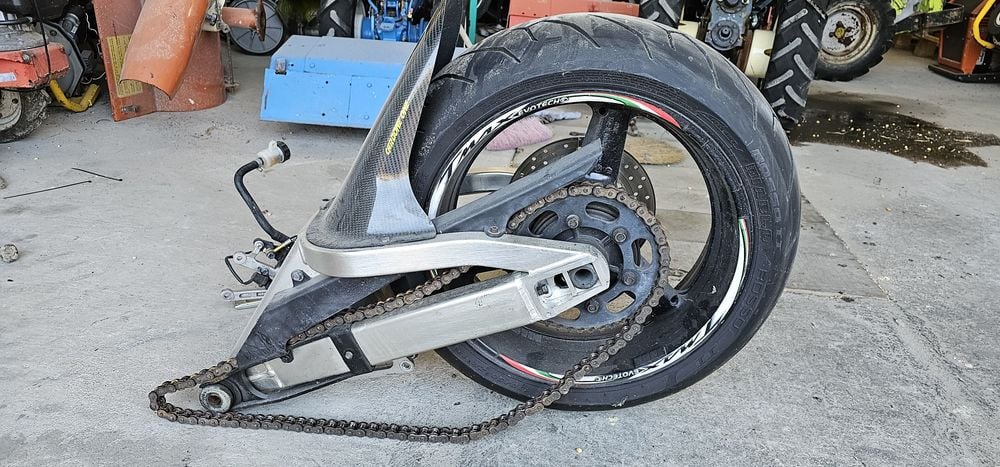 Roata completa cu bascula Yamaha r1,2002