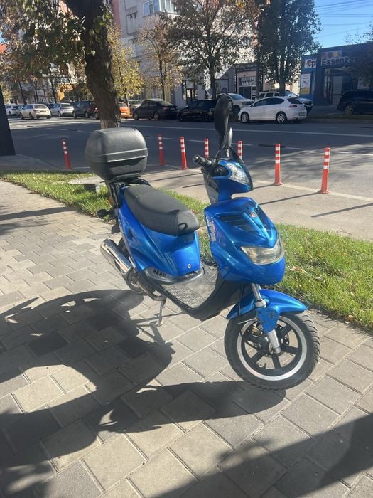 Vand scuter spin explorer de 49 cc
